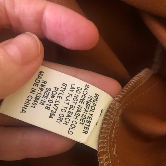 L Love Medium Skirt with Euler Cutout Details - Picture 6 of 6